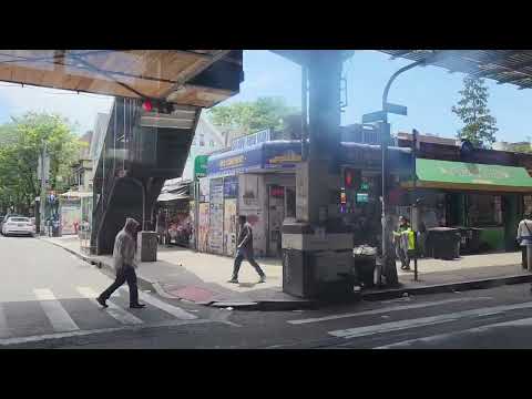 Q32 bus ride from Jackson Heights to Woodside in Queens, NY and some ice cream too!