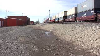 preview picture of video 'BNSF Texas Transcon - another cantilever signal'