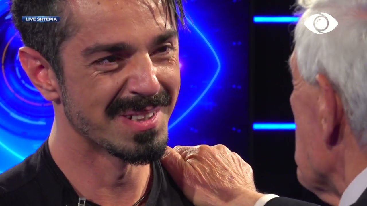 I ati surprizon Amosin, nuk i kursen edhe disa këshilla