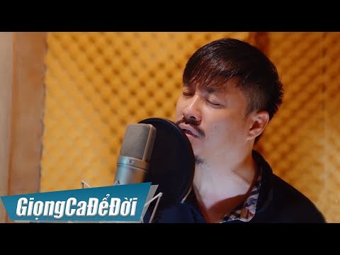 Thể hiện bởi Quang Lập