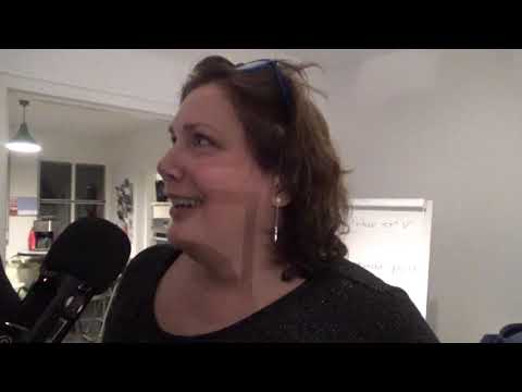 29-12-2019 UITGELICHT Piramide bouwen van bekers en stoelendans bij Kwizut