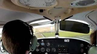 preview picture of video 'Two Touch&Go's on RWY35 at KPHK (Pahokee Airport, FL) aboard a Piper Cherokee [HD] - Jan 2012'