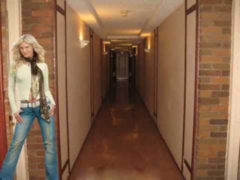 Tuer An Tuer Mit Alice video