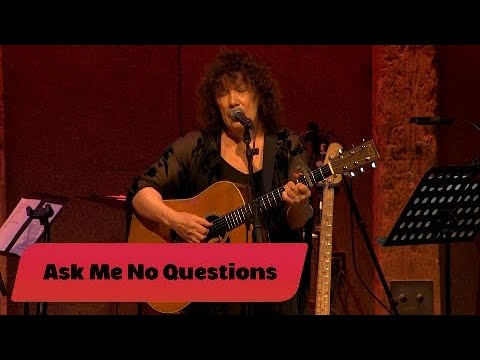 ONE ON ONE: Bridget St. John & Steve Gunn - Ask Me No Questions March 20th, 2022 Cabinet of Wonders