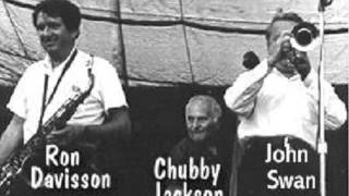 ERNY'S SUMMER JAZZ FESTIVAL  -1981-  Dux DeJohn singing and scattin' 'How High the Moon.'