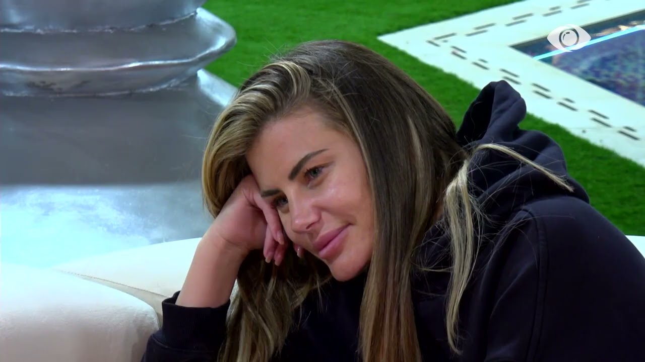 “Rozanën çfarë e ke?”/ Laerti-Valbonës: A e do ajo çmimin e parë apo ka ardhur për të shtyrë kohën?