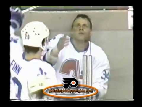 Nov 28, 1987 Craig Berube vs Gord Donnelly Philadelphia Flyers vs Quebec Nordiques