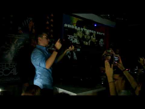 Federico Scavo with Peppe Sindoni vocal performer live Planet disco Nicosia Enna