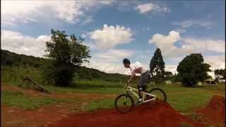 preview picture of video 'GoPro Hero3 - Treino MTB Dirt Jump - Casio'