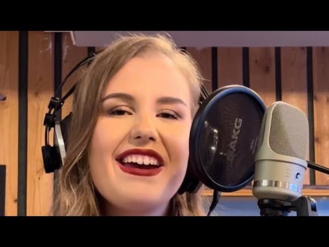 Amy Winehouse - Valerie (Cover by Flavia Andreea Sandu)