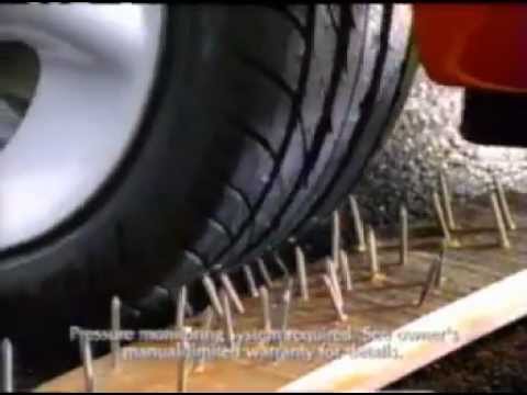 Goodyear Padangos Vector 4 Seasons Cargo 113/111 R ( C B 72dB ) video
