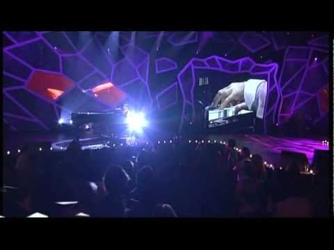 Charlie Winston // EBBA Awards 2010 - "I Love Your Smile" with Jools Holland