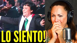 JUAN GABRIEL | ABRAZAME MUY FUERTE |  Bellas Artes | Vocal Coach reaction &amp; analysis