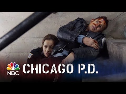 Chicago PD  - Burgess Strikes Back (Episode Highlight)