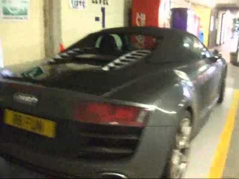 Audi V10 R8 Spyder in Dublin