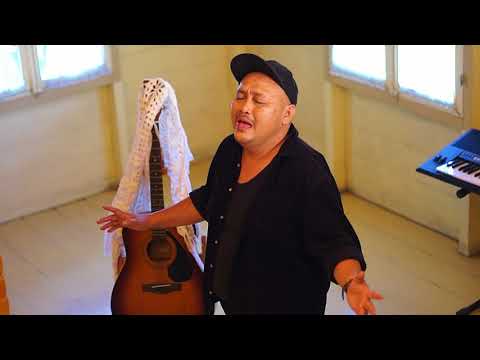 MARDUA HOLONG - KANO SEMBIRING (COVER)