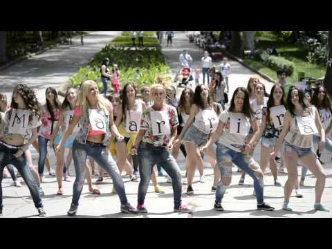 Sis n Bro Dance Flashmob, Maria Marry Me