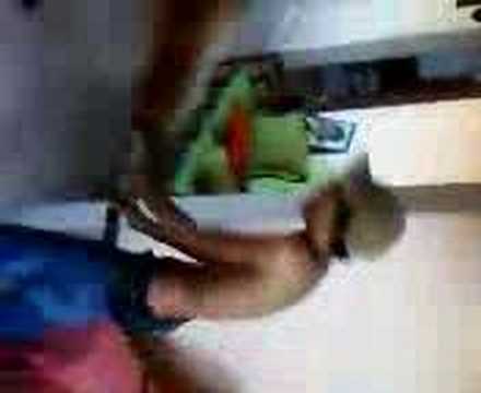 JACKASS OV - violãozada nas costas