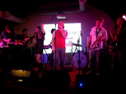 Wogiagia - Oggi Bevo (live al Contestaccio)