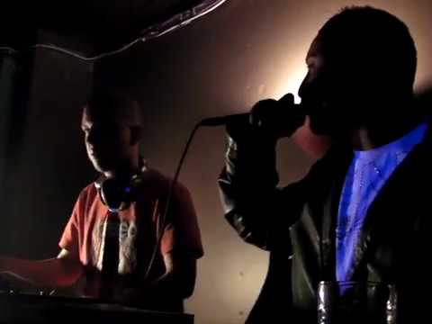 DJ Billy Whiz and MC JB - 02 (live at Evolution, Worcester - 27th March 09)