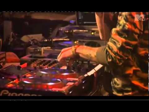 CLUB DOGO FEAT GIULIANO PALMA - P.E.S @HIP HOP AWARDS