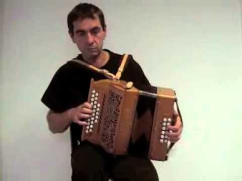 Accordéon Saltarelle Neuilly "valse ronde 3 voix"