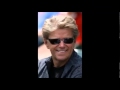 Peter Cetera Ivy Colored Walls