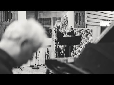 Cecilie Grundt & Vigleik Storaas | Night and Day online metal music video by CECILIE GRUNDT