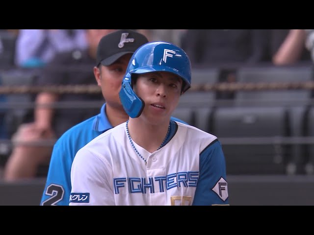 【2回裏】巧みに流し打ち!! ファイターズ・五十幡亮汰 三遊間を破る先制タイムリーヒット!! 2025年7月5日 北海道日本ハムファイターズ 対 東北楽天ゴールデンイーグルス