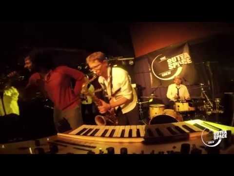 Outta Space Crew - Feat. George Davis Live @ Funk Injection 5