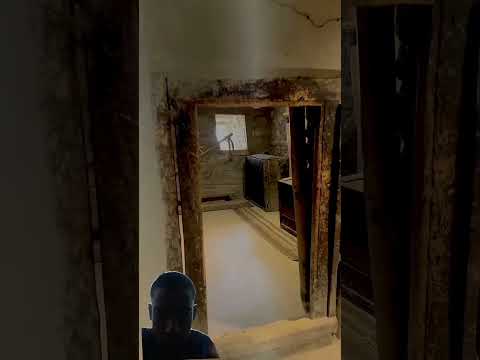 Inside the ancient fort traditional tools and architecture rooms#duet