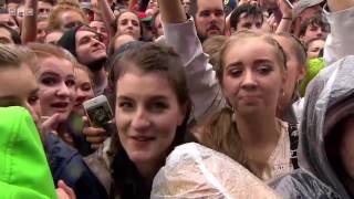 The 1975 - UGH! (LIVE AT TRNSMT FESTIVAL)