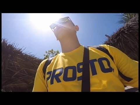 Młodi - 01. Na Walizkach