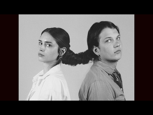 Victor Kal & Juli Koli aus Tschechien mit 'Dva Redbully' (jetzt ansehen!) | Rap!