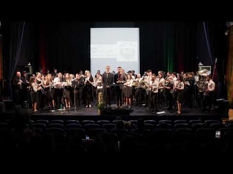 A Pinha Centenaria - Vitor Resende, avec la Sociedade Filarmónica de Mões