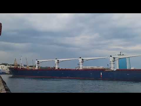 1st grain ship leaving Odessa Ukraine, the Sierra Leone - flagged cargo ship Razoni.