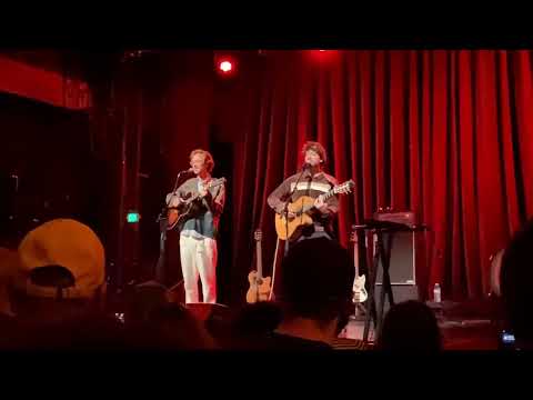 Kings of Convenience - "Comb My Hair" - Live Performance 2023