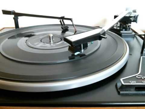 Steve Race and his Group - The Pied Piper (The Beeje)  (1963)