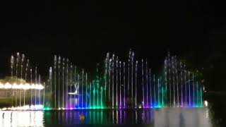 น้ำพุดนตรี เต้นระบำ แสงสี by ม่านน้ำดีไซน์