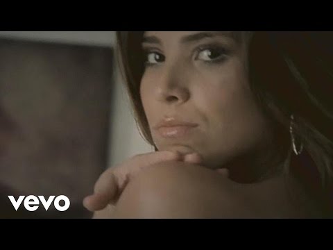 Wanessa Camargo - Metade de Mim (Hard to let Go) (Vídeo Oficial)