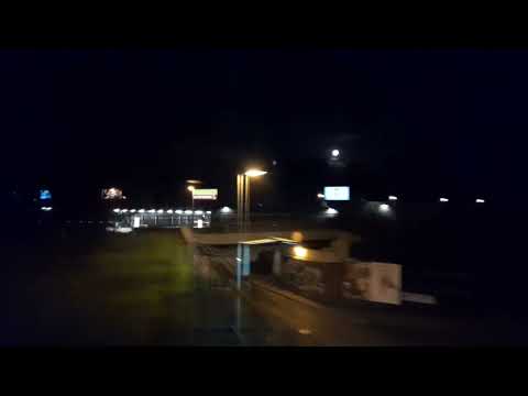 zwischen Krems Campus-kunstmeile und Krems mit der Wachaubahn um kurz vor 23:45 am 22.06.2024