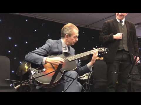 Blue Of The Night - Spats Langham & Martin Wheatley (Bing Crosby & Eddie Lang) - Whitley Bay 2016