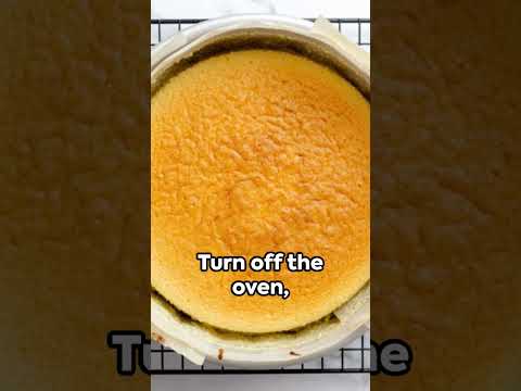 Prevent your cheesecake from cracking | Bake like a Pro! #cheesecake #baking #shortreels