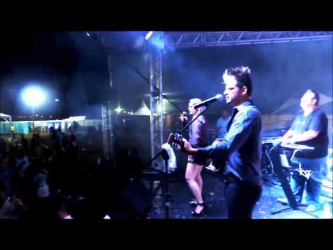 Lucas e Larissa   Show   Festa do Peão de Mongaguá   04 12 2014