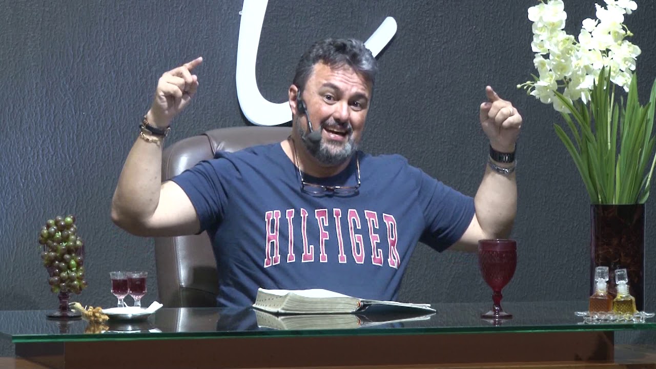 Pare de andar com os apedrejadores, e passe a andar com os libertadores!