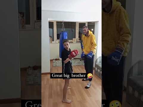 #boxing #fightprep #boxingworkout #motivation #thaiboxinglife #boxingtraining #training #mma #kick