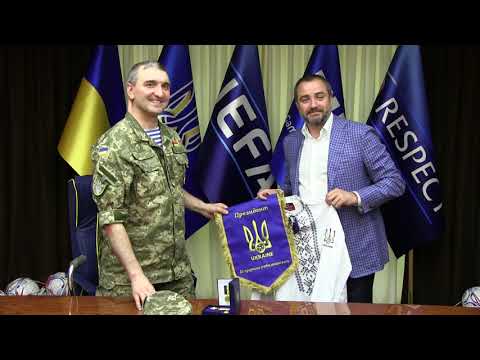 Герой України Ігор Гордійчук побував у гостях в Будинку футболу