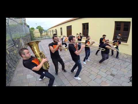 101 Brass Band - Happy cover
