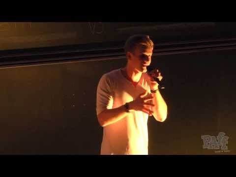 Robin Mesarosch "Vergissmeinnicht - Gedicht" Poetry Slam Passau