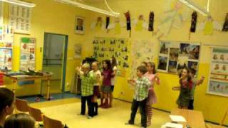 preview picture of video 'ZŠJN KRNOV -  Holky z naší škol(K)y'